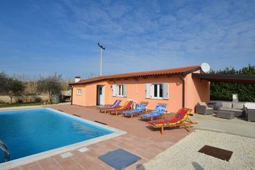 ツーリストアパートメント Villa Cocaletto