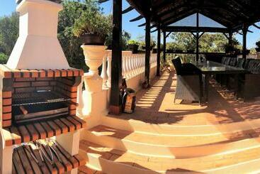 Apartamenty turystyczne Villa Marianna