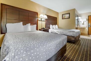 فندق Econo Lodge