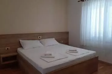 Turistihuoneistot Apartments Edo