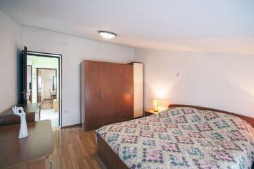 آپارتمان‌های توریست‌ها Apartment 70