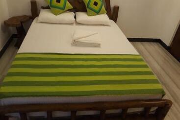 بنسيون Hewage Resort