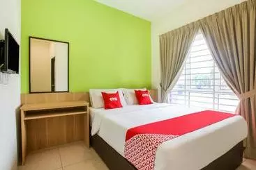 Hotel Oyo 89677 Sunflower