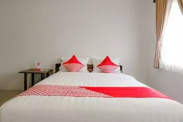 Hotell Panorama İnn Residence Batu Mitra Reddoorz
