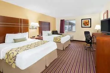 호텔 Baymont By Wyndham Bowling Green