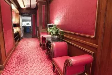 هتل Pine Inn Carmel