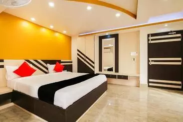 Hotel Capital O 62211  Indramani Palace