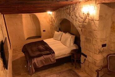 Отель Zeydem Suites