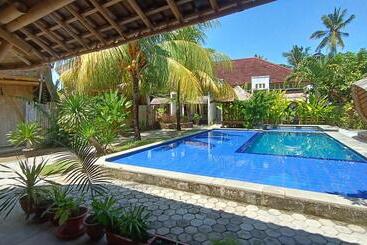 渡假胜地  Hawera Village