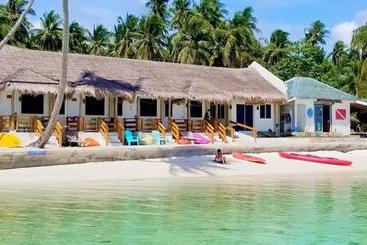 استراحتگاه Tropical Fun Ta Sea Rentals