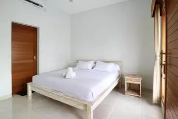 Hotel Aghasvina Guesthouse Canggu