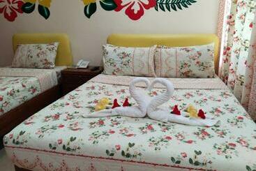 Отель Charing Pension House