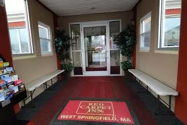 فندق Red Carpet Inn West Springfield