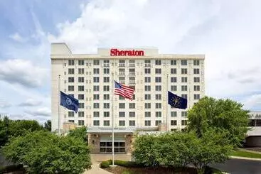 Hotelli Sheraton Louisville Riverside