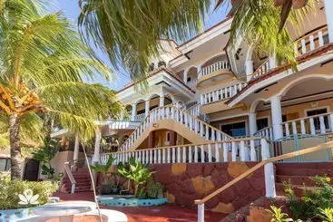 تختخواب و صبحانه Casa Royal Beach Siquijor