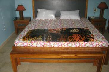 پانسیون Chez Titi