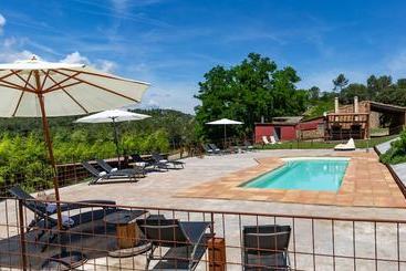 Casa Rural Mas Tarres