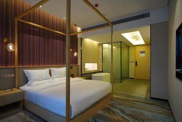 Отель Urba  Chacheng Pu Er