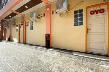 Hotel Oyo 2232 Kelapa Gading Residence