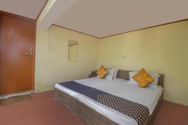 בית מלון כפרי Spot On 63564 Green Woody