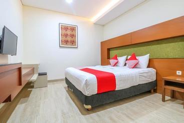 Hotel Dewi Uma House