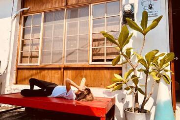 پانسیون Here Sleep Guesthouse