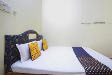 Hotell Spot On 65803 Chitra Guest House