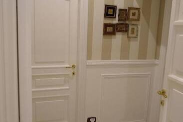 تختخواب و صبحانه La Finestra Sul Mare