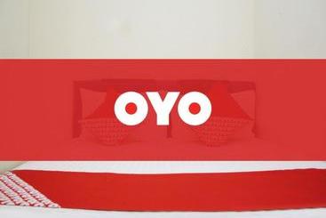 Hotel Oyo 2818 Blessing Kost Batam