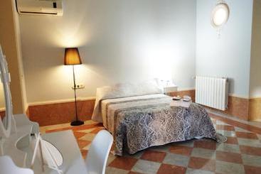 فندق Valencia Palacete