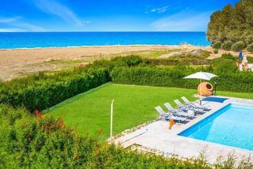 شقق خاصة سياحية Villa Dimitris Blue Bay