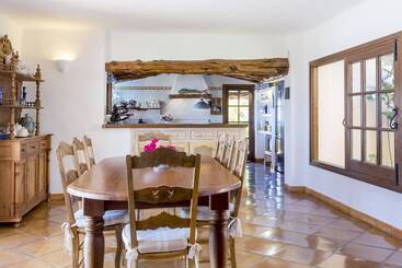 Apartamentos turísticos Villa Cas Berris