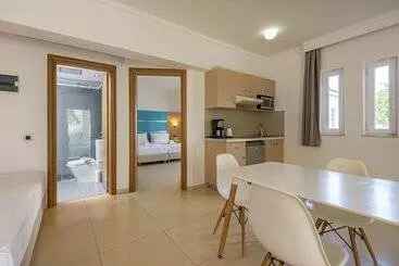 Aegean Blu Hotel & Apartments