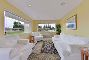 فندق Rodeway Inn Stockton Highway 99