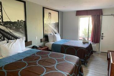 汽车旅馆  Super 8 By Wyndham Barstow