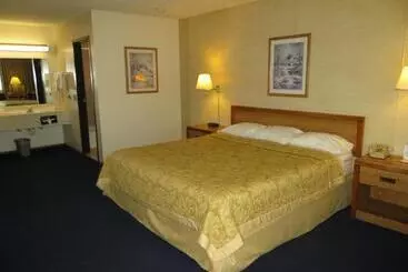 汽车旅馆  Super 8 By Wyndham Susanville