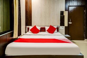 Hotel Oyo 69707 Rani Palace