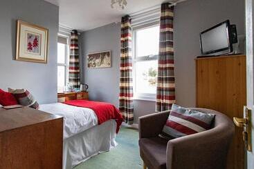 مبيت وإفطار Aquila Heights Guest House