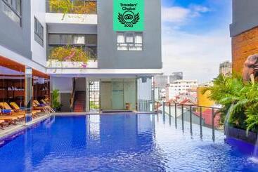 Poulo Wai Hotel & Apartment