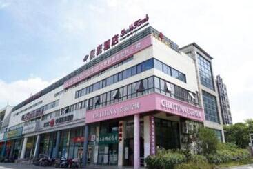 Hotel Shell Shanghai Qingpu District Huaxin Town Xinfu Middle Road
