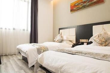 Отель Shell Wuxi Huishan Districtwanda Plaza Yanqiao Subway Station