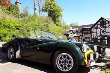 ペンション Df Am Ring Nürburg