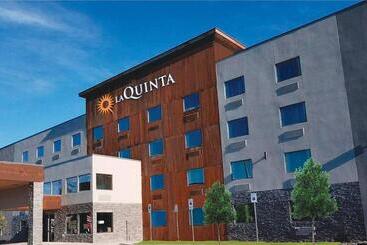 فندق على الطريق La Quinta By Wyndham Anchorage Airport