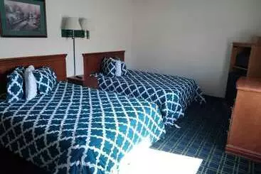 Мотель Sunset Inn & Suites