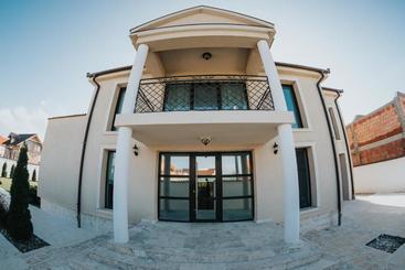 Stuga Carla Residence