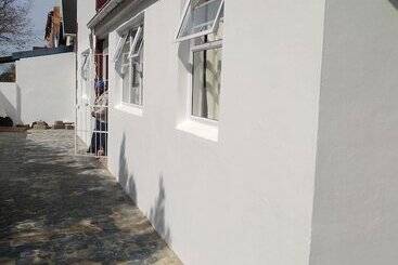 פנסיון Steps Guest House