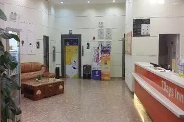 Hotelli 7 Days Inn Shenzhen North Station