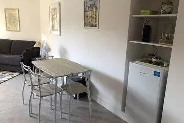ツーリストアパートメント Les Appartements Chambon