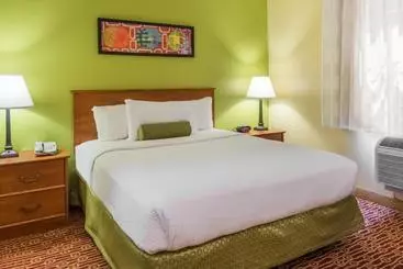 Hotel Pine Bush Suites Albany University