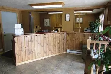 هتل Travelers Lodge